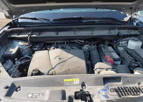 2021 Toyota Highlander Limited/Platinum from USA, damaged, VIN 5TDDZRBH8MS556378